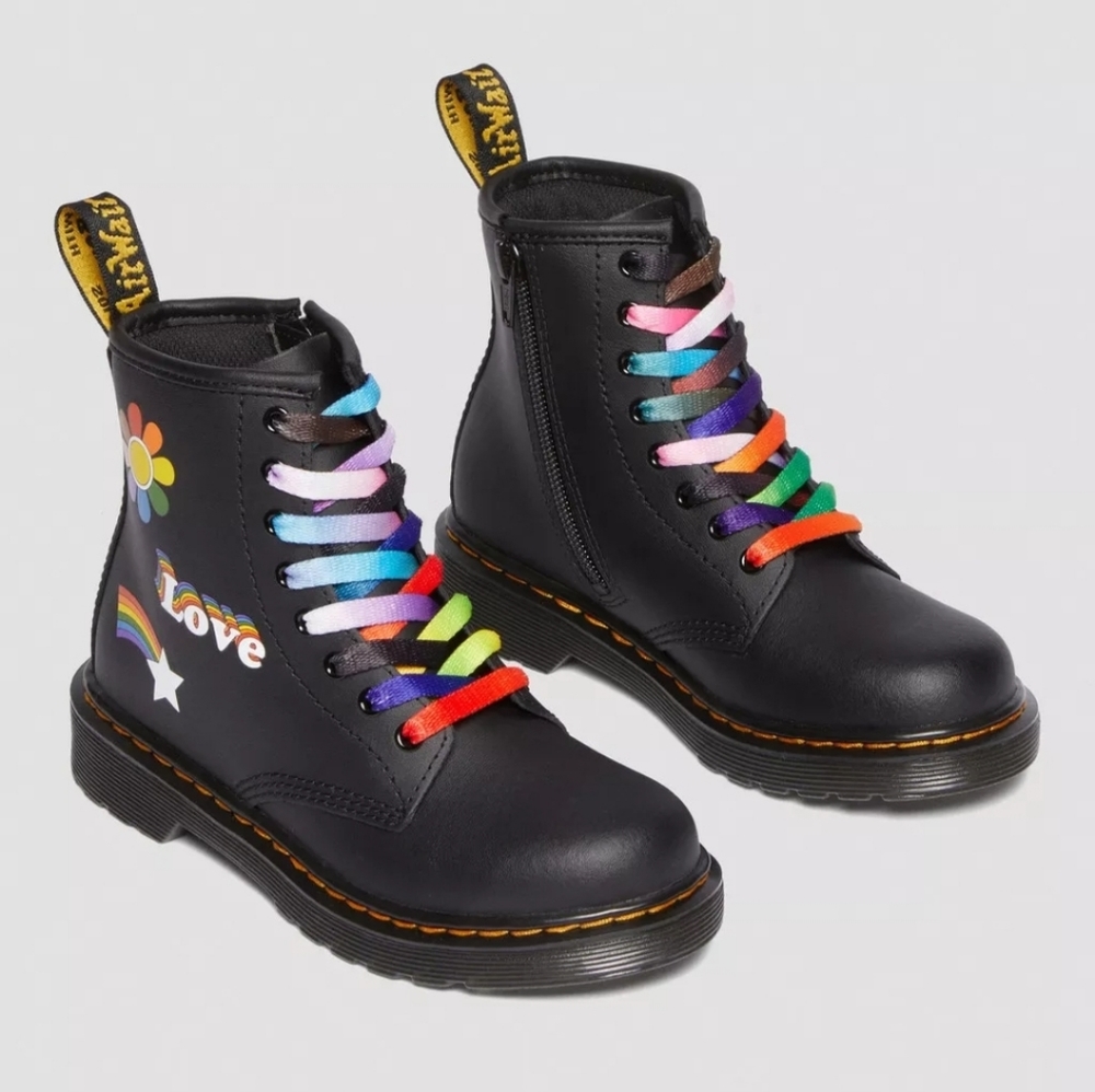 NIB Junior 1460 Leather Lace Up Boots, Black Hydro - Rainbow